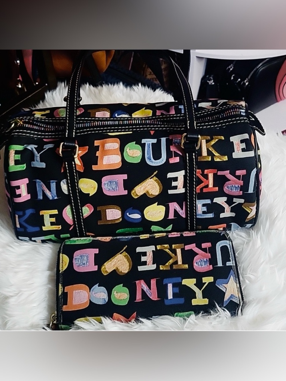 Dooney & Burke Bag & Wallet Set 🩷🩵